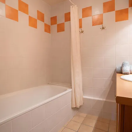 Origanes 225 By Interhome Apartment Saint-Martin-de-Belleville